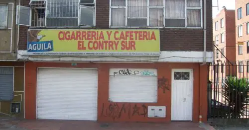 CIGARRERIA Y CAFETERIA EL CONTRY SUR CIGARRERIA Y CAFETERIA EL CONTRY SUR